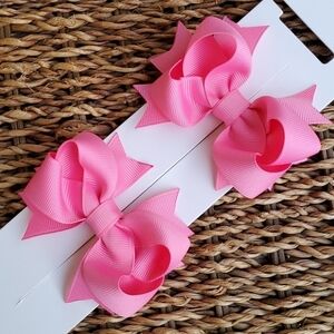 NWT Boutique Layered Pigtail Bows Set of 2